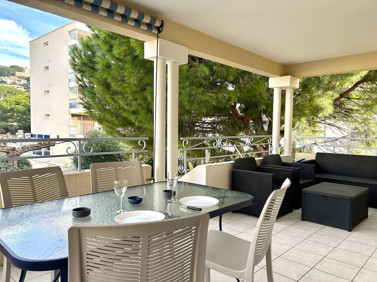 Appartamento intero, 2-room air-conditioned apartment with terrace and parking in Le Lavandou in Le Lavandou, Toulon e dintorni