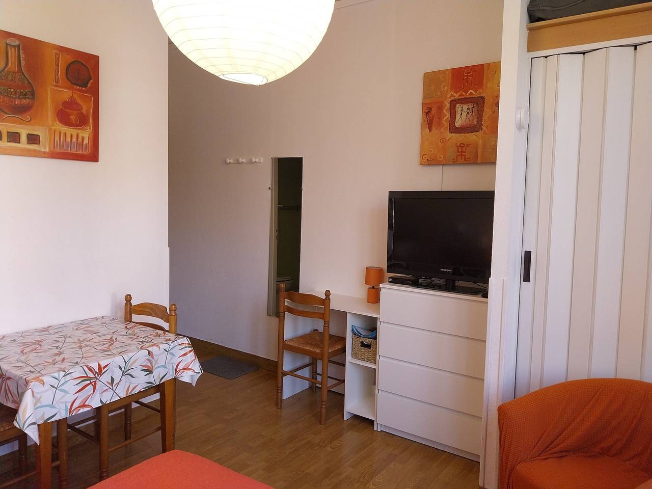 Geheel appartement, Appartement 'Sauges 16' met Wi-Fi in Cazaubon, Gers