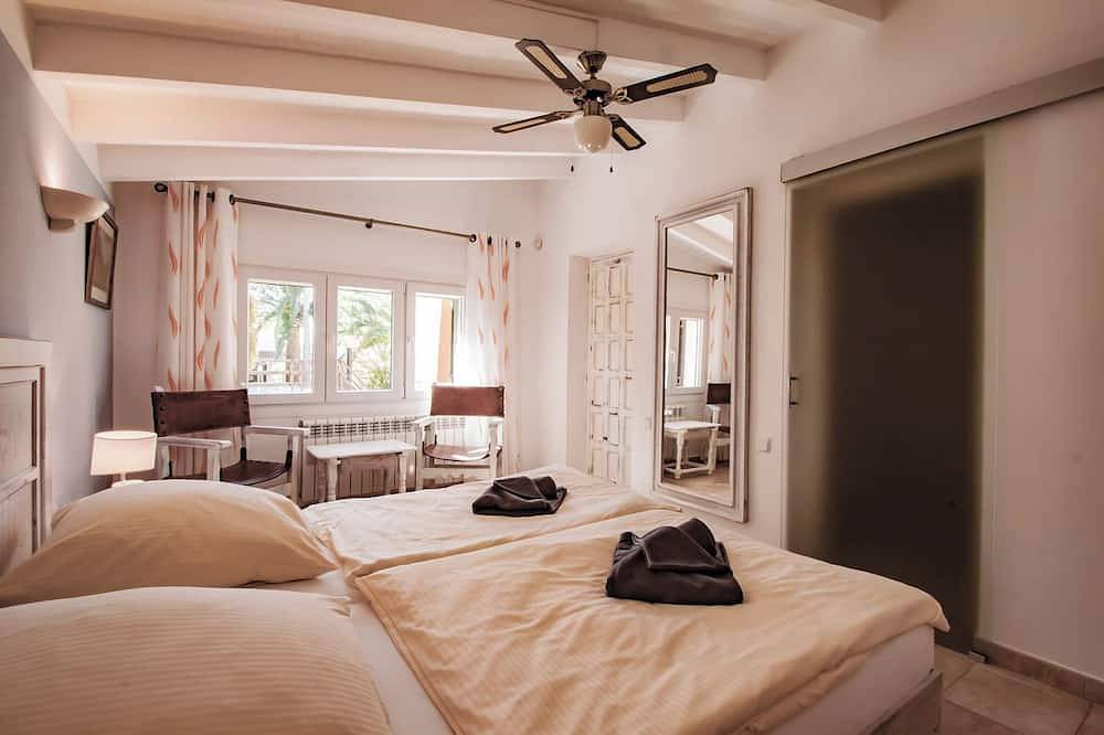 Private 220 sqm Finca Close to the Beach with Child-Safe Pool,Playground& Garden in Cala Murada, Manacor