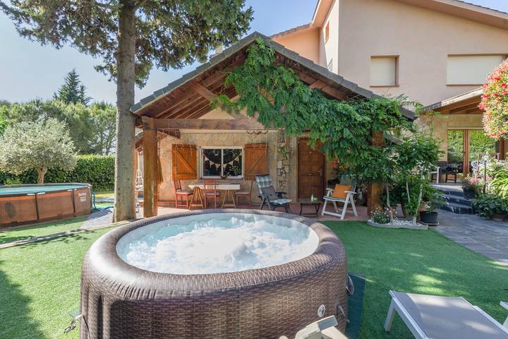 Casa de vacaciones para 3 personas, con Jardín en Provincia de Barcelona - 2