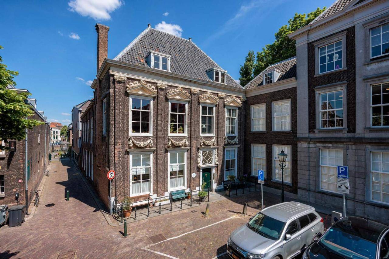 B&B Cleyn Cruysenborgh 1531 in Dordrecht, Parc national De Biesbosch