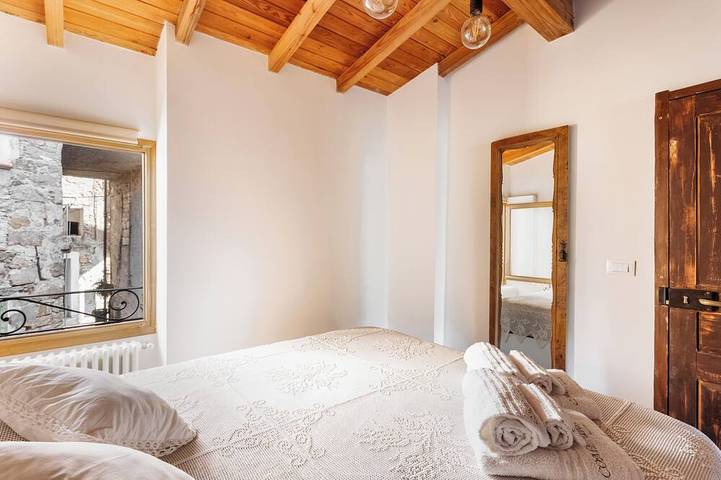 Come Una Volta - Apricale, Antica dimora ligure. Parcheggio a pochi metri in Apricale, Alpi Liguri