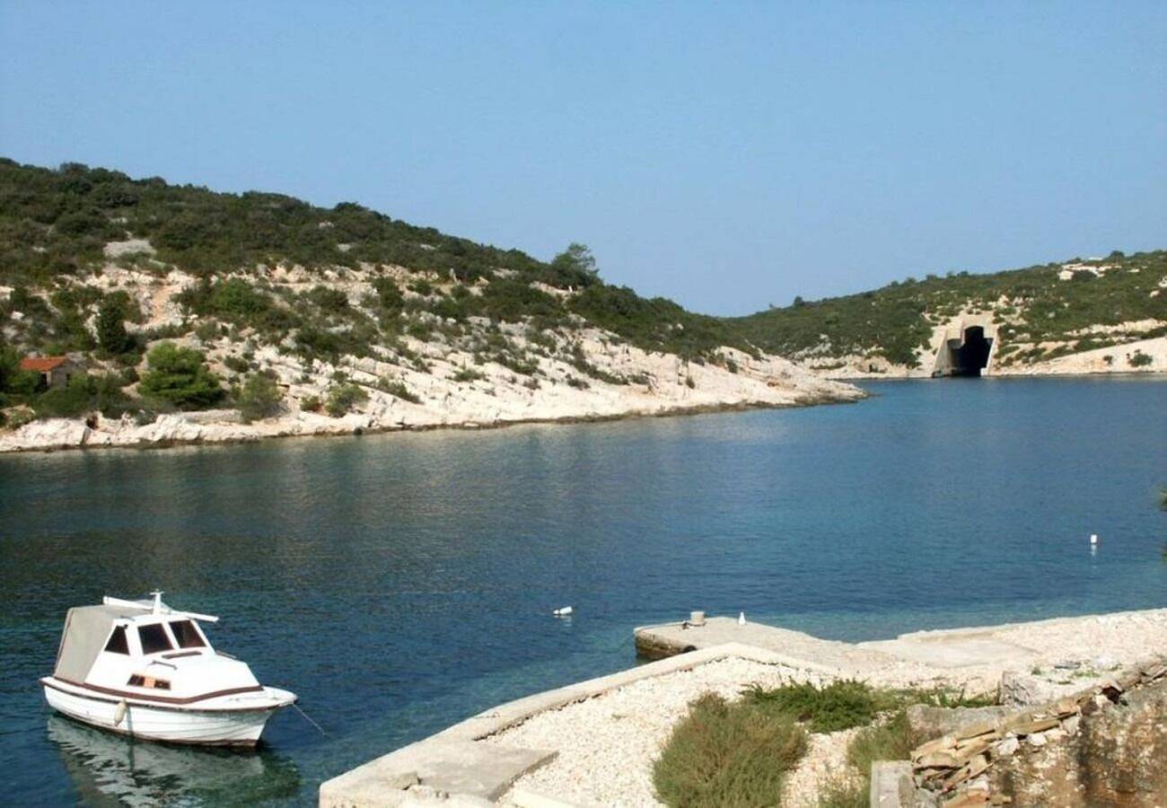 Ganze Wohnung, Apartments Roki in Vis Stadt, Vis