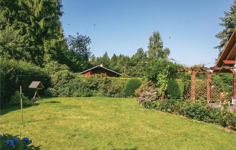 Gemütliches Appartement mit Parkplatz, Garten & Terrasse nahe Großer Teich in Lengenfeld, Chemnitz und Umgebung