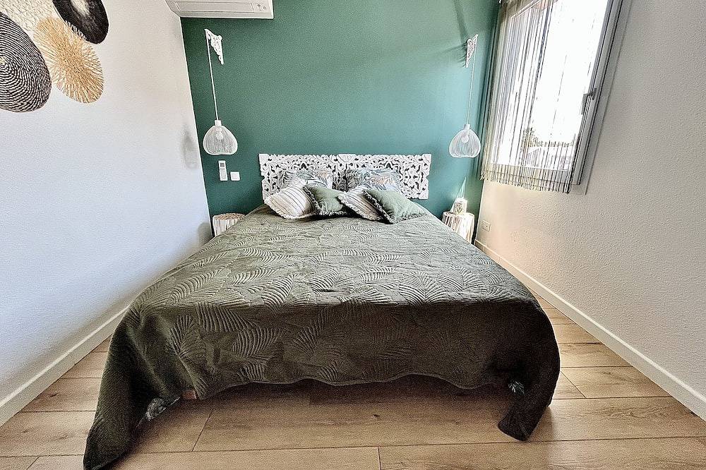 Entire apartment, Appart'Hotel Evasion 10 mns Montpellier and beaches, 2 bedrooms, air-conditioned in Lattes, Côte d'Améthyste