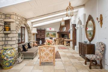 Maison De Vacances pour 16 Personnes dans Beaucaire, Région de Nîmes, Photo 4