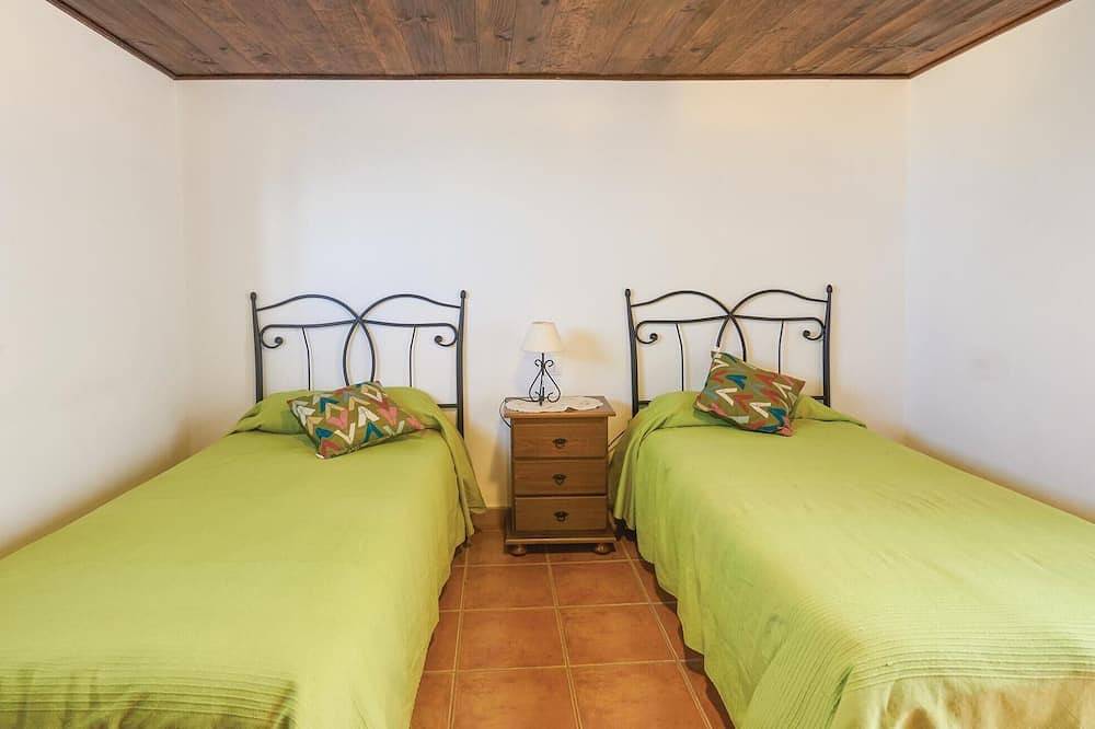 2 bedroom cozy home in Icod el Alto in Los Realejos, Tenerife du Nord