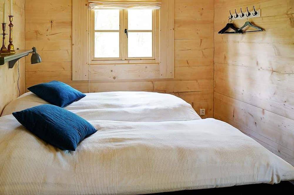 Wunderschöne luxuriöse blockhütte Zwei terrassen Offener kamin Haustierfreundlic in Vallåsen, Halland