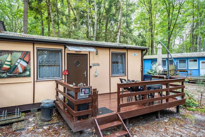 Ferienhaus für 3 Personen, mit Garten in Bakenberg