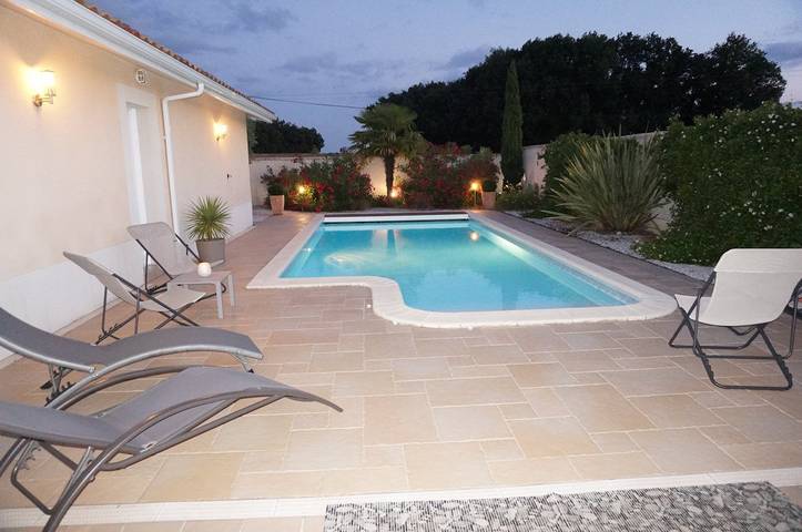 Chambre d’hôte pour 2 personnes, avec piscine et jardin à Pont-du-Casse