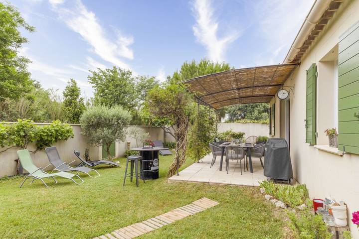 Location de vacances pour 6 personnes, avec jardin et terrasse à Châteaurenard - 2
