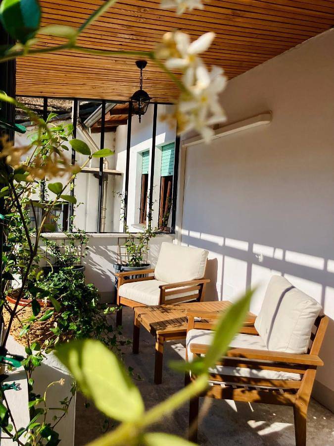 Gîte pour 2 personnes, avec terrasse à Suse