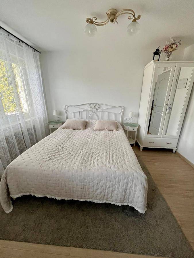 Gîte pour 3 personnes, avec vue et jardin à Bled - 2