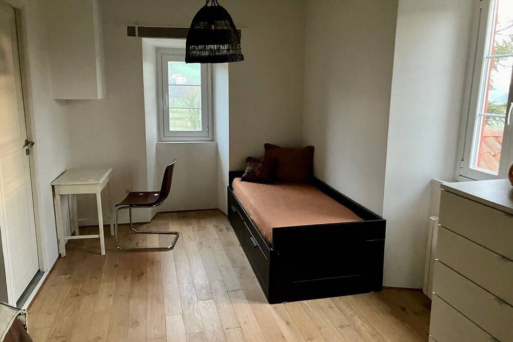 Room at the foot of the Rhune in Sare, Region de Bayona