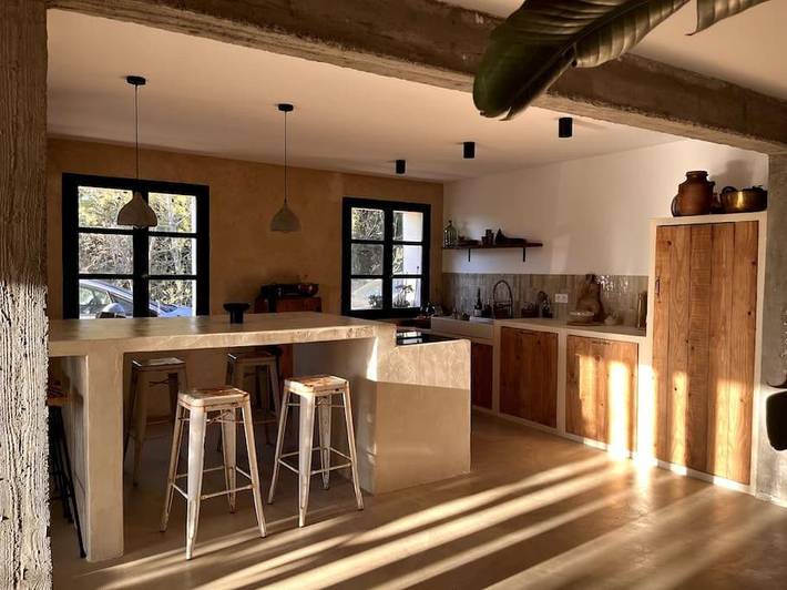 Location de vacances pour 6 personnes, avec jardin à Caves