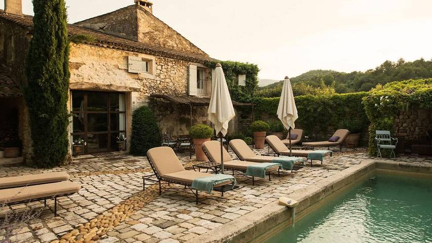 Maison de vacances pour 11 personnes, avec piscine dans le Luberon