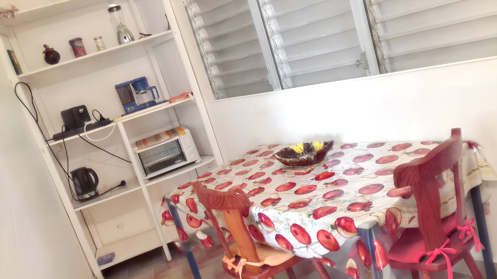 Ganze Wohnung, Gemütliches Apartment in Pointe-Noire 35 m² Meerblick in Pointe-Noire, Guadeloupe