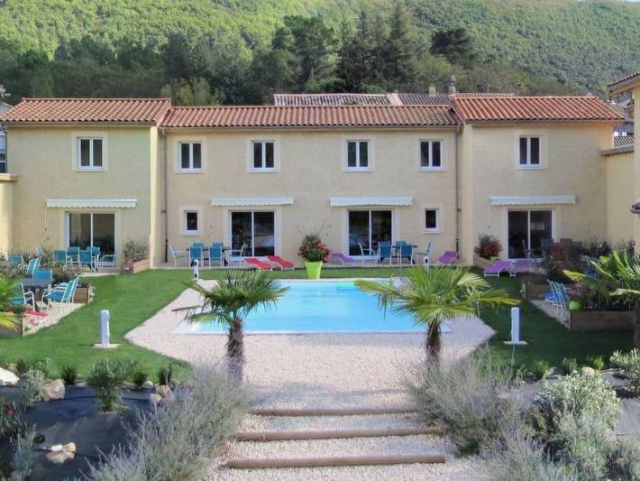 Location de vacances pour 5 personnes, avec jardin et terrasse à Gagnières - 2