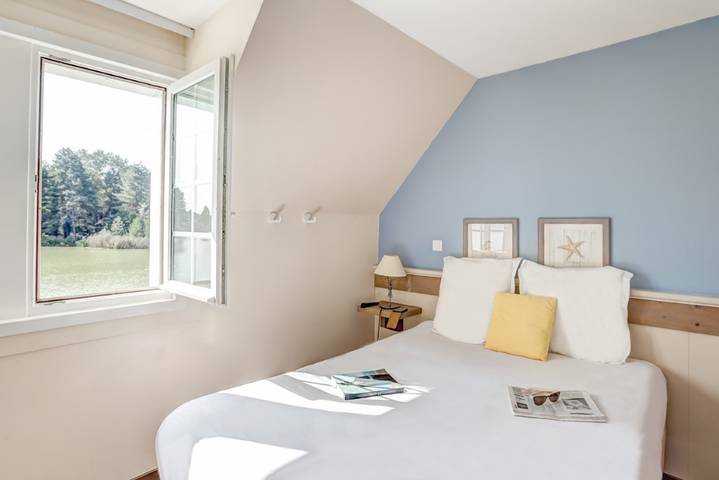 Villa pour 8 personnes, avec Balcon et Jardin ainsi que Piscine et Sauna dans la Somme