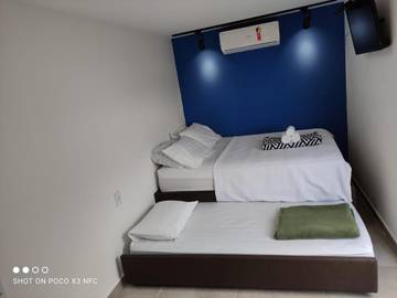 Gîte pour 3 personnes, avec jardin ainsi que vue et terrasse à Arraial do Cabo