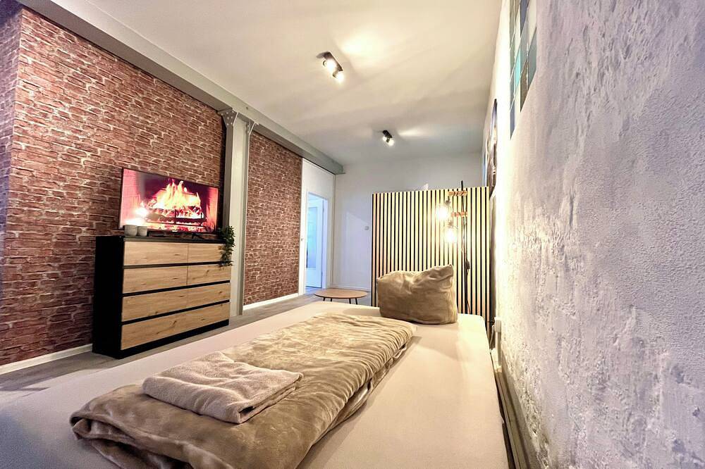 Ganze Wohnung, Industrial-Feeling in ruhiger Hinterhof-Lage in Leipzig-Südost, Leipzig