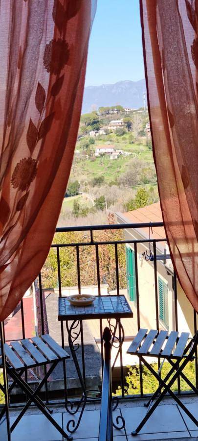 Casa vacanza per 4 persone, con panorama e terrazza, con animali domestici in Caiazzo