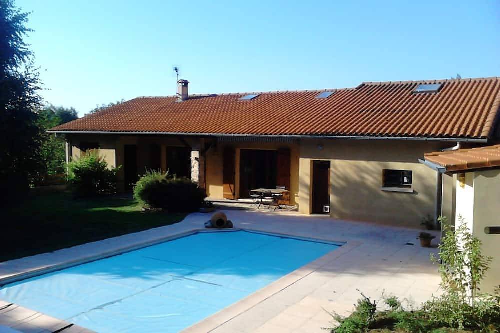 Casa tranquila con piscina privada climatizada in Bout-du-Pont-de-Larn, Región de Castres