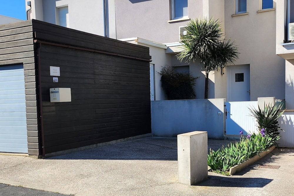 Villa Ninon ,Maison de quartier ,calme à 8 minutes de la mer in Agde, Côte méditerranéenne (France)