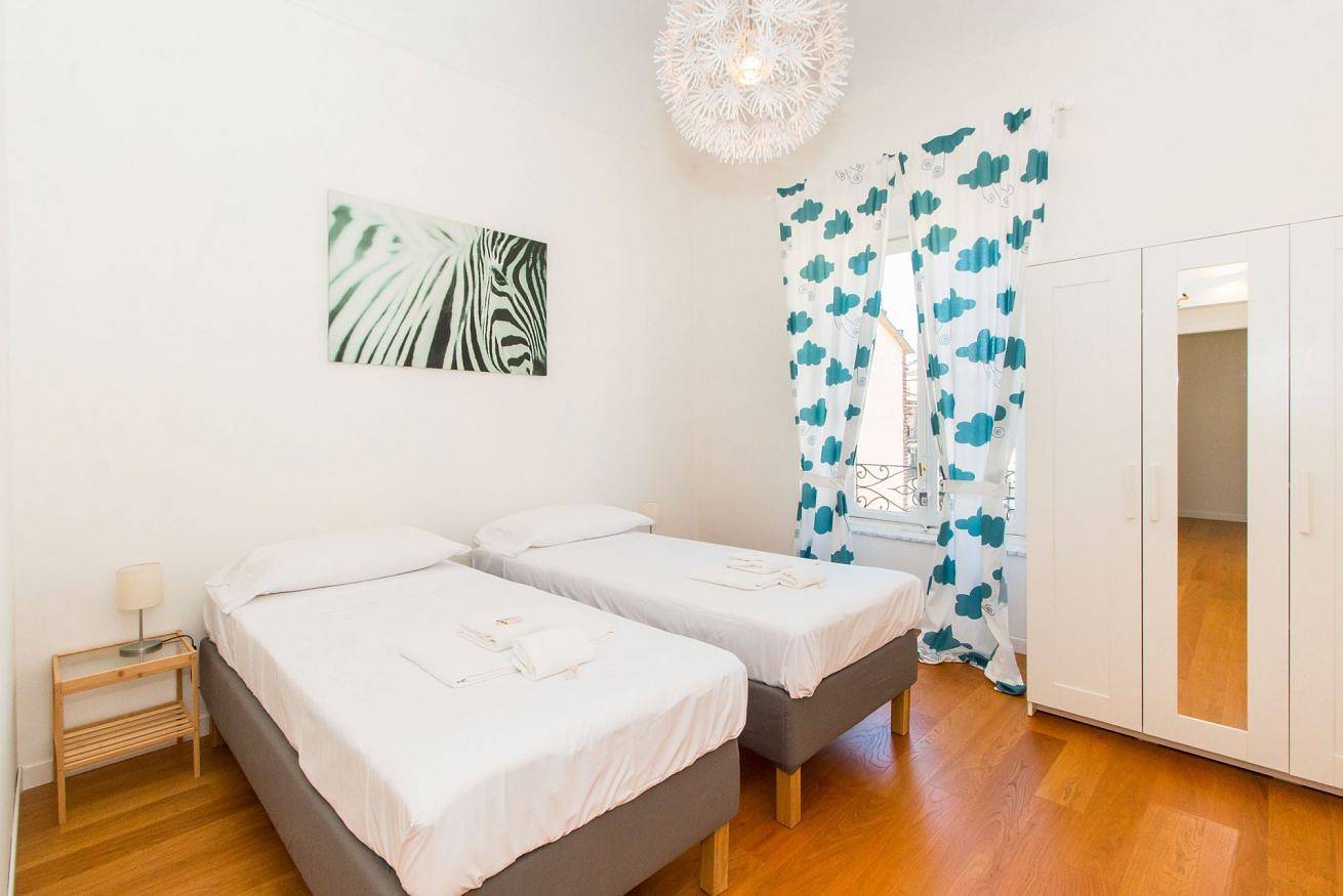 Apartamento entero, New! Apt x6 between Porta Nuova and Valentino Park in Turín, Provincia de Torino
