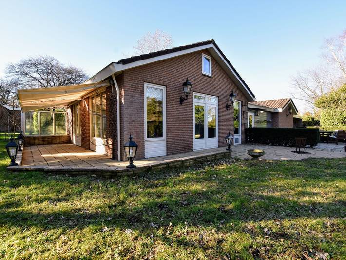 Vakantiehuis voor 6 personen, with tuin and terras as well as sauna in Barneveld Gemeente