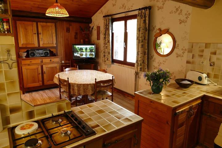 Gîte pour 5 personnes, avec jardin à Les Avanchers-Valmorel - 2