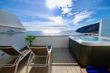 Gîte pour 2 personnes, avec jacuzzi ainsi que balcon et piscine dans Gran Tarajal