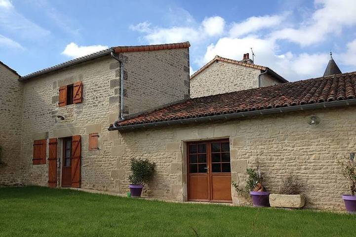 Gîte pour 4 personnes, avec jardin
