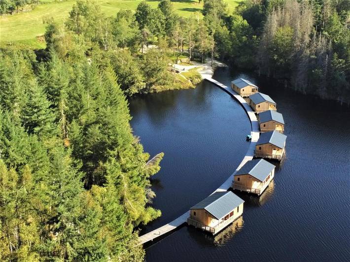 Camping pour 6 personnes, avec Terrasse ainsi que Vue et Vue sur le lac