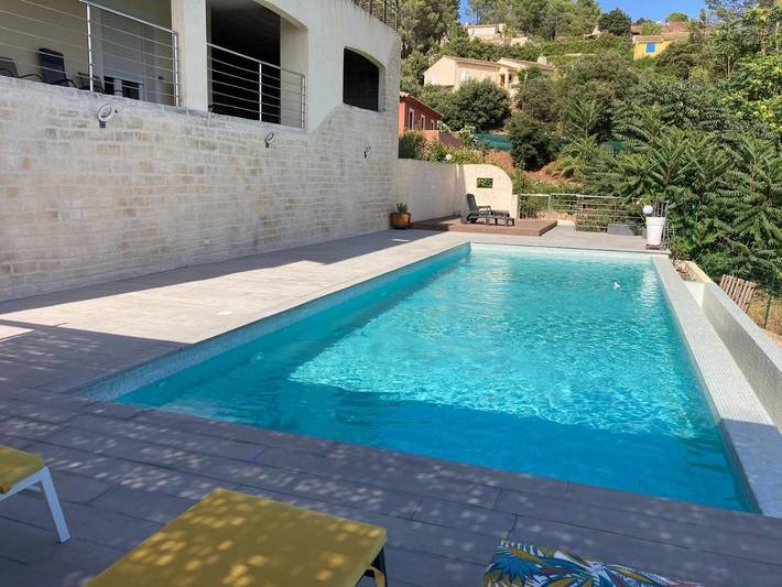 Maison de vacances pour 4 personnes, avec piscine ainsi que vue et terrasse