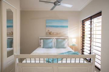 Holiday Home for 10 People in Port Douglas, Far North Queensland, Photo 2