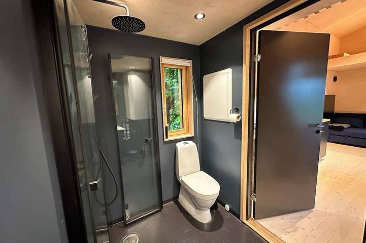 Ganze Wohnung, Tiny house in the city in Hamar