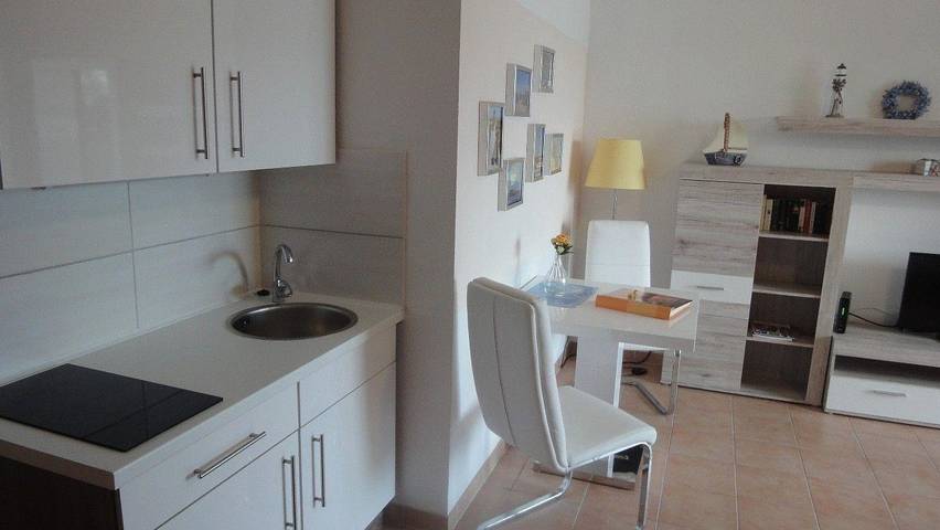 Ferienwohnung für 2 Personen, mit Terrasse und Garten in Ueckermünde - 3