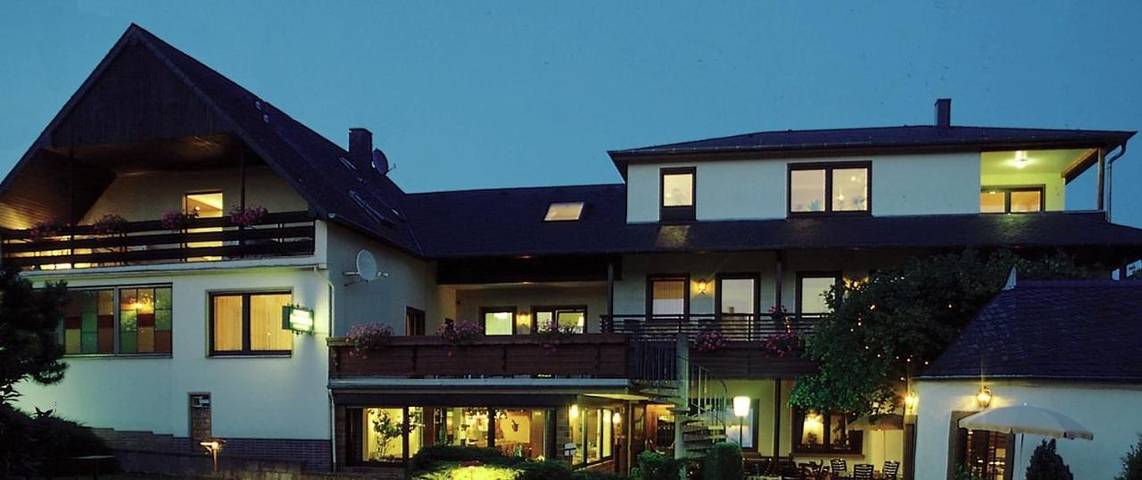 Ferienhaus für 2 Personen, mit Terrasse und Garten sowie Ausblick in Echternacherbrück