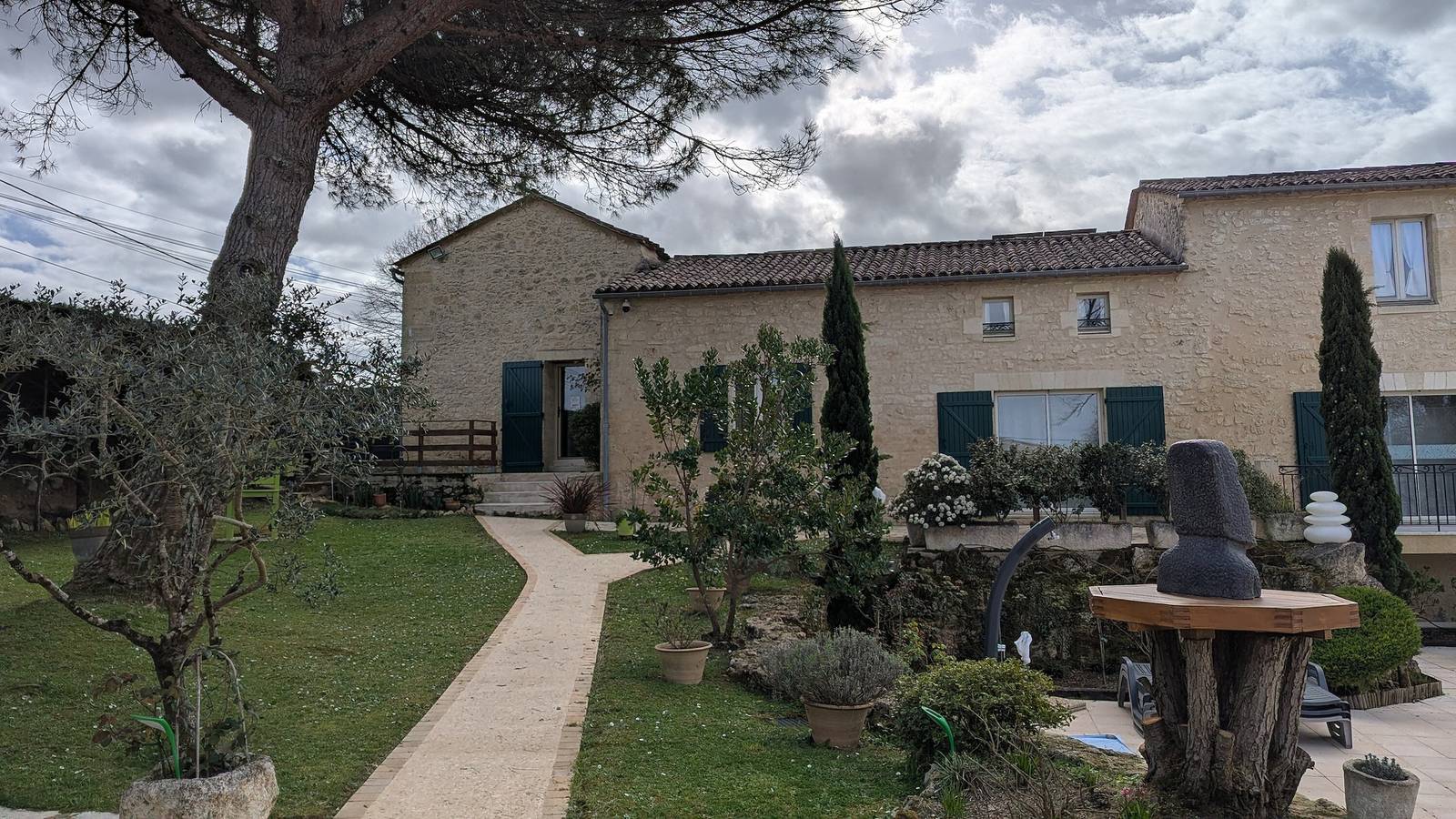Chambre d’hôtes « La Vigne » avec piscine partagée, jardin commun et Wi-Fi in Puisseguin, Région de Libourne