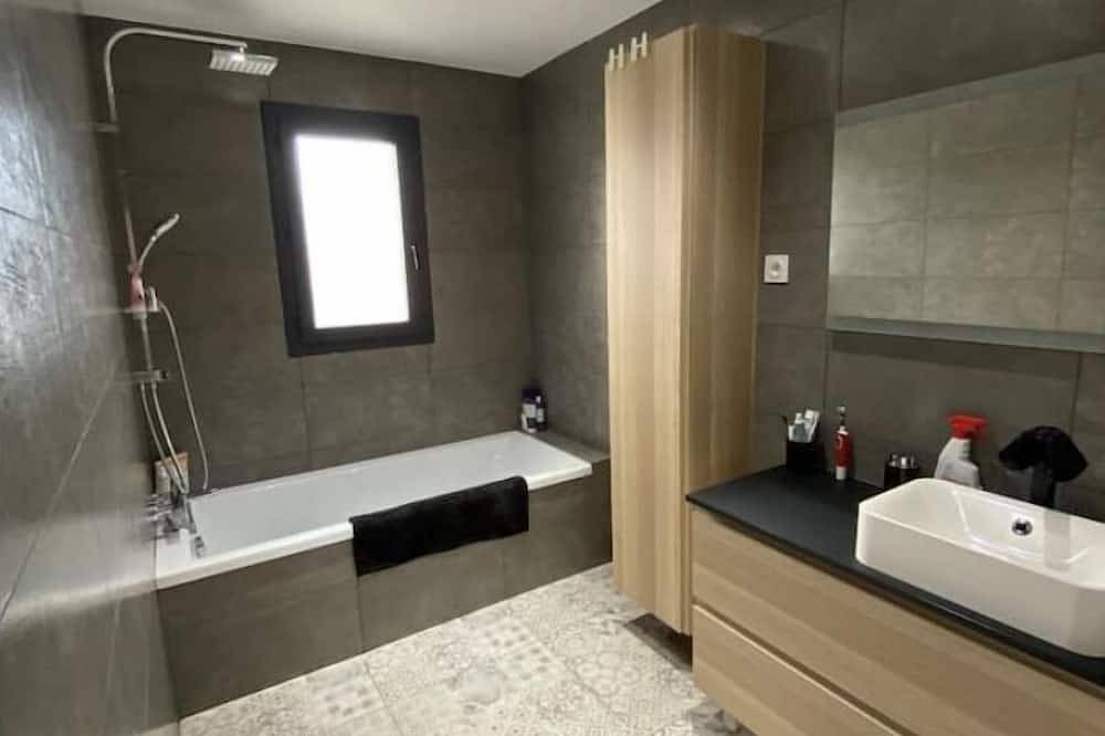 Villa Californiene Avec Piscine in Vence, Côte méditerranéenne (France)