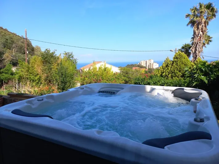 Ferienwohnung für 2 Personen, mit Whirlpool und Garten - 1
