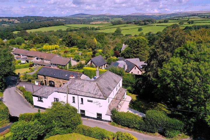 B&b for 2 people, with garden and terrace in Dartmoor