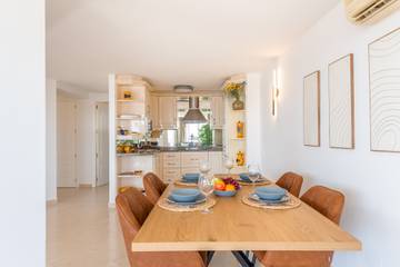 Apartment for 5 People in La Carihuela, Torremolinos, Photo 4