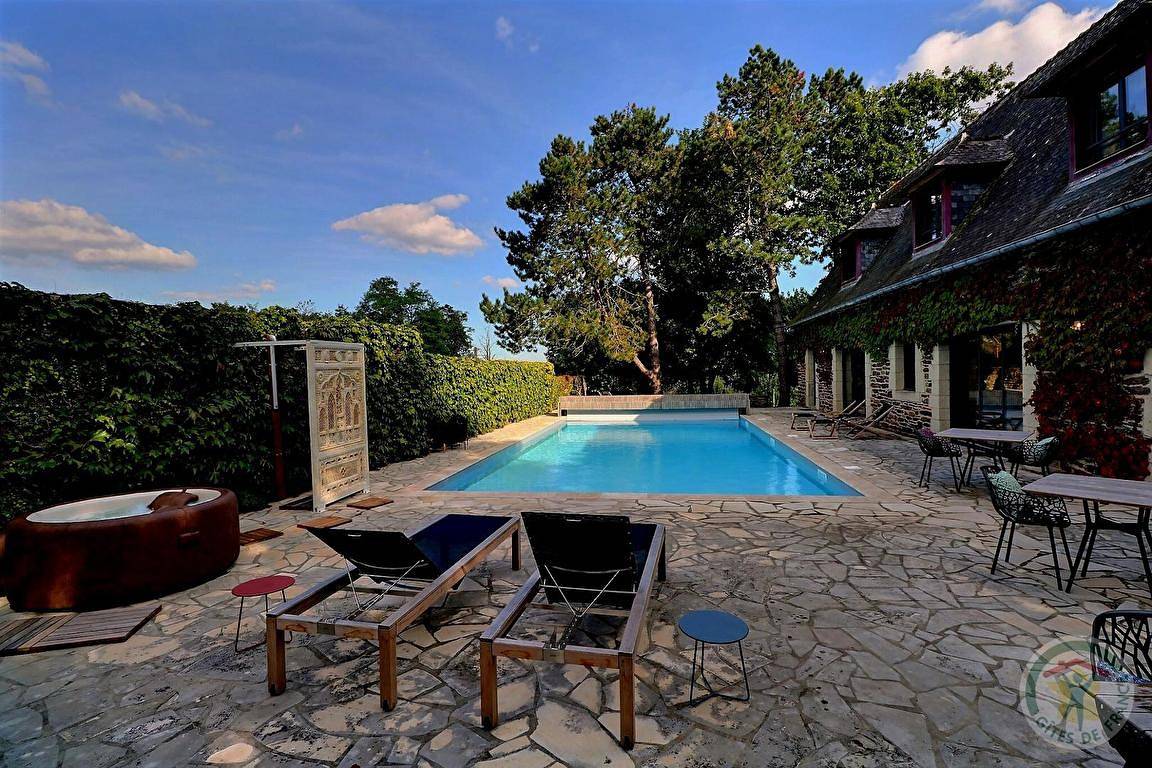 Manoir de la Droulinais - Chambre Médian in Bruz, Région de Rennes