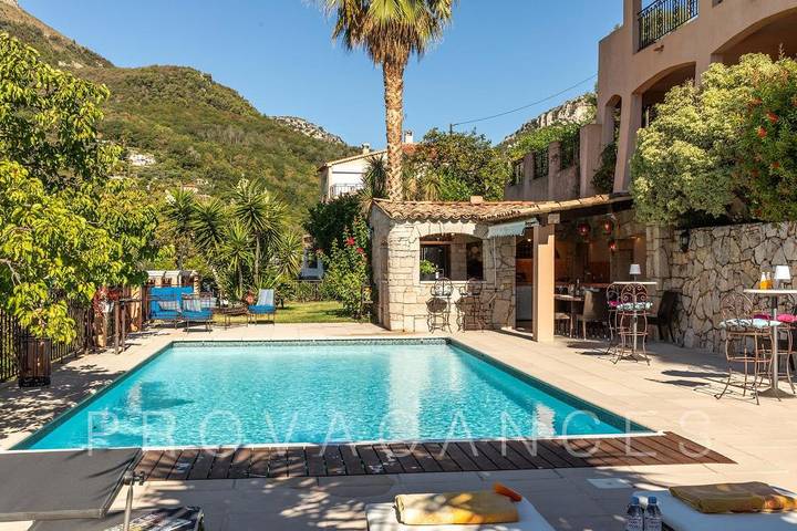 Appartement de vacances pour 6 personnes, avec Balcon/Terrasse ainsi que Jardin et Piscine