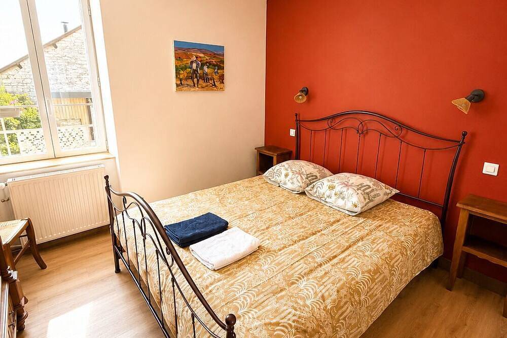 Appartement entier, Gîte Caussenard rénové in Le Massegros, Région de Florac
