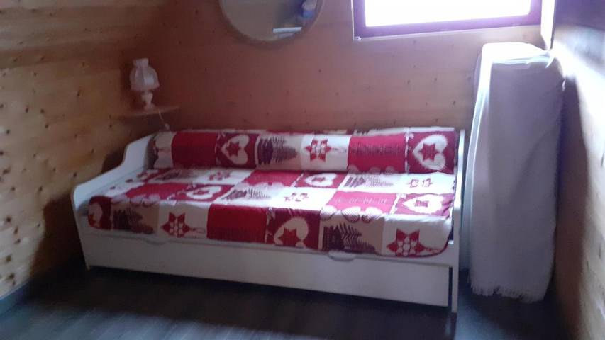 Gîte pour 6 personnes, avec vue et jardin à Sailhan - 4