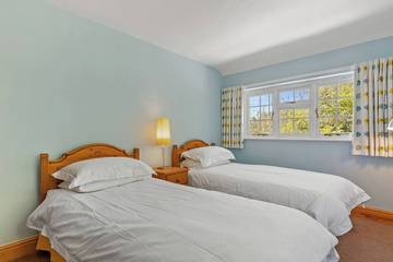 Cottage for 5 People in Fishguard, Pembrokeshire, Photo 2