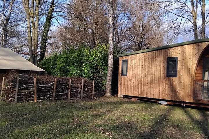 Mobil home pour 2 personnes à Sauxillanges - 4